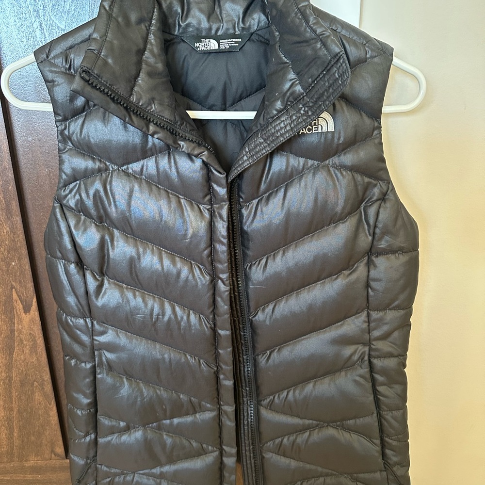 The North Face Women's Black Puffer Vest